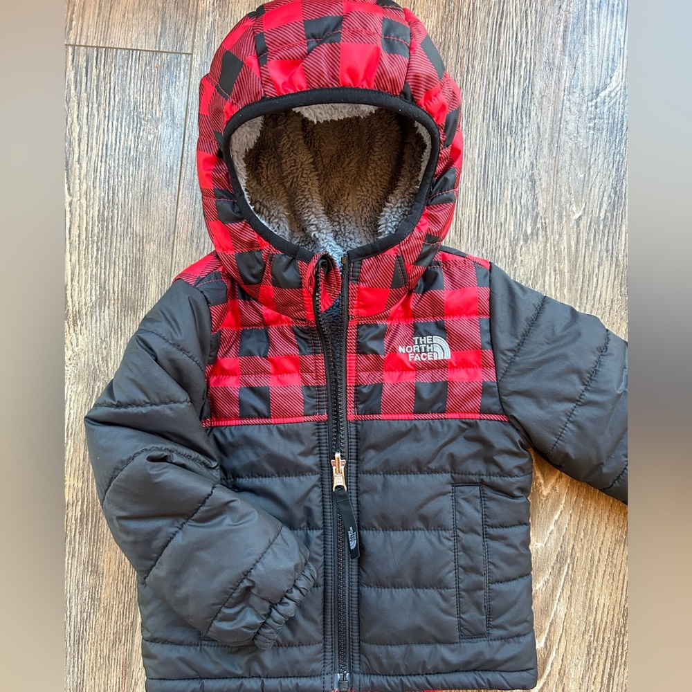Reversible buffalo plaid puffer jacket, The North Face brand, size 2T